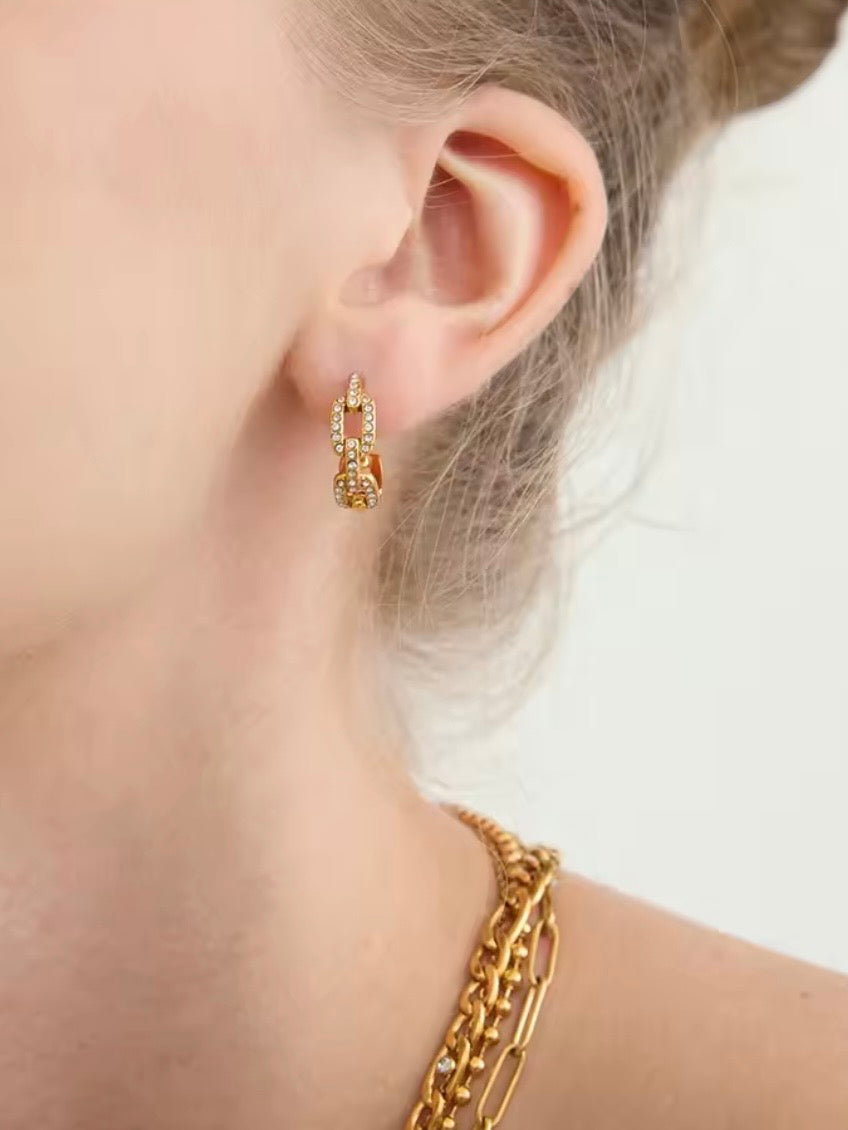 Classic Zircon Encrusted Chain Clip Link Huggies