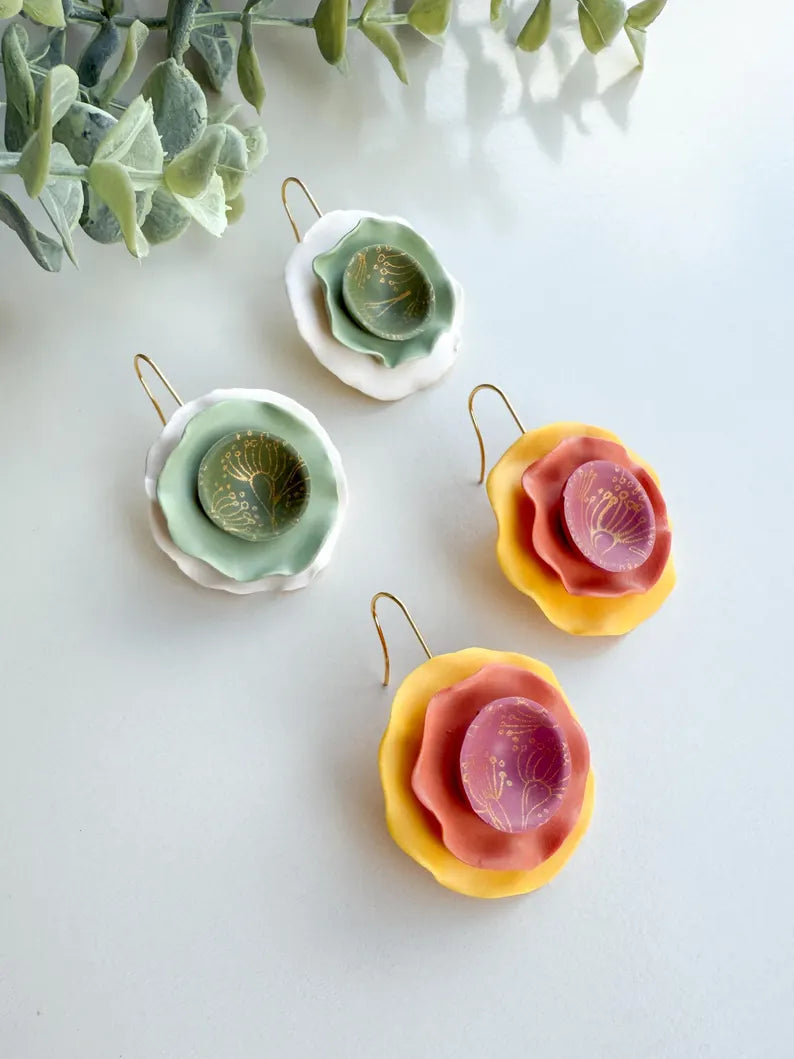 MAGGY Rippled Petal Floral Statement Earrings